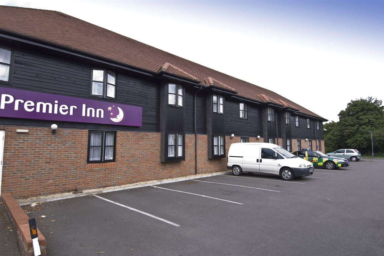 Premier Inn Aylesbury Eksteriør billede
