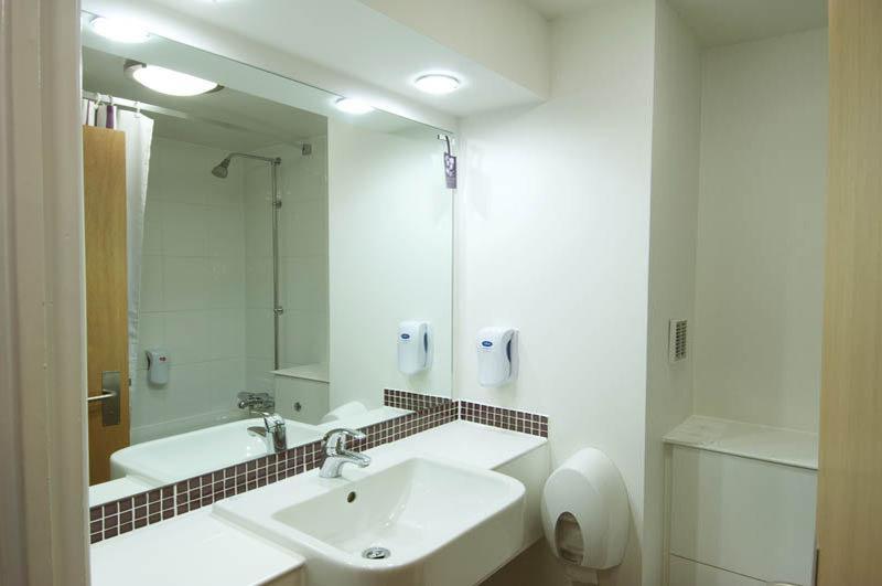 Premier Inn Aylesbury Eksteriør billede
